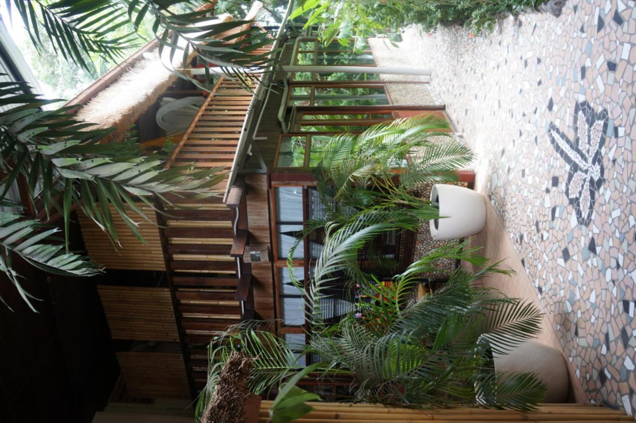 Raintree Lodge Порт-Морсби Экстерьер фото