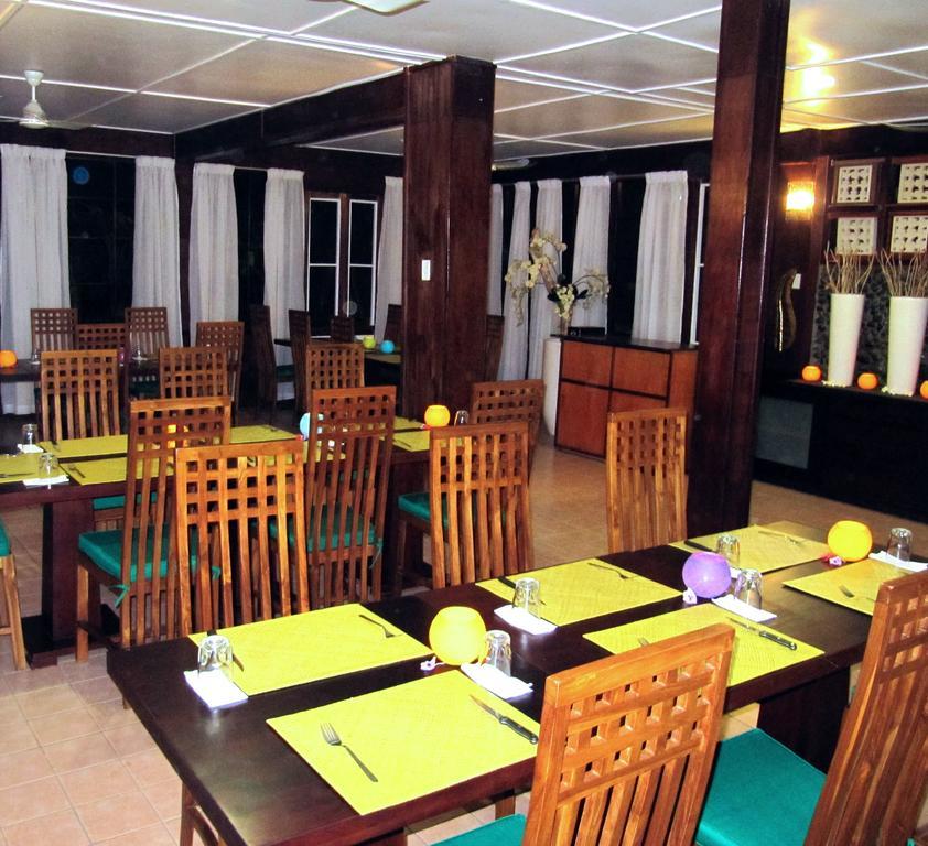 Raintree Lodge Порт-Морсби Экстерьер фото